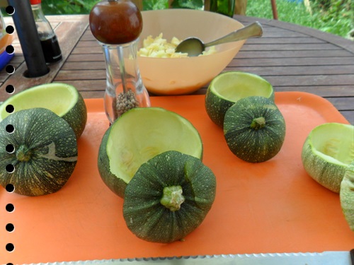 les courgettes évidées