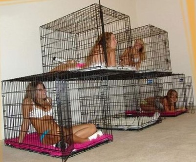 t-femme_en_cage.jpg