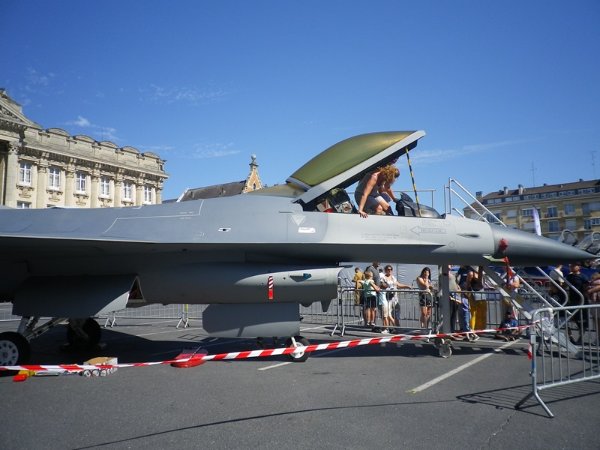 F16 de l'armée de l'air Belge
